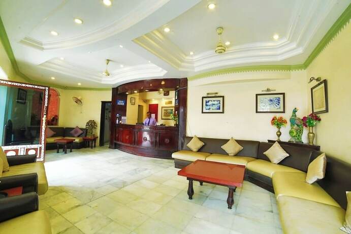 Imagen general del Hotel Samrat International, Abu Road. Foto 7
