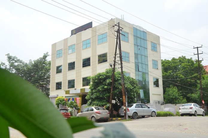 Imagen general del Hotel Samrat Kaushambi. Foto 2