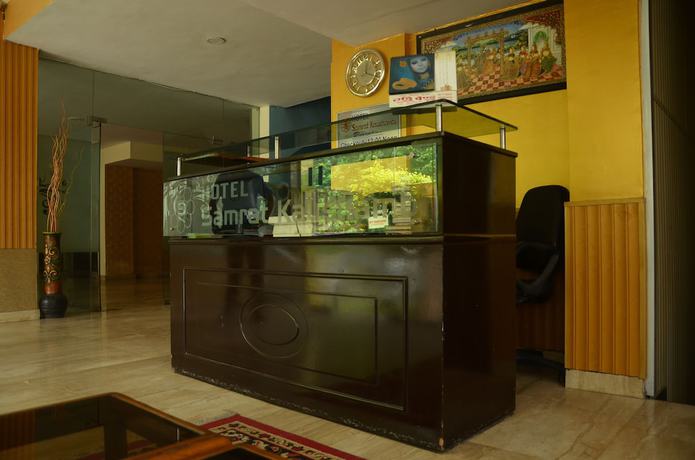 Imagen de los interiores del Hotel Samrat Kaushambi. Foto 19