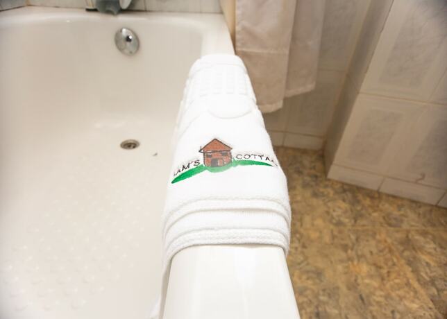 Imagen general del Hotel Sam\'s Cottage. Foto 7