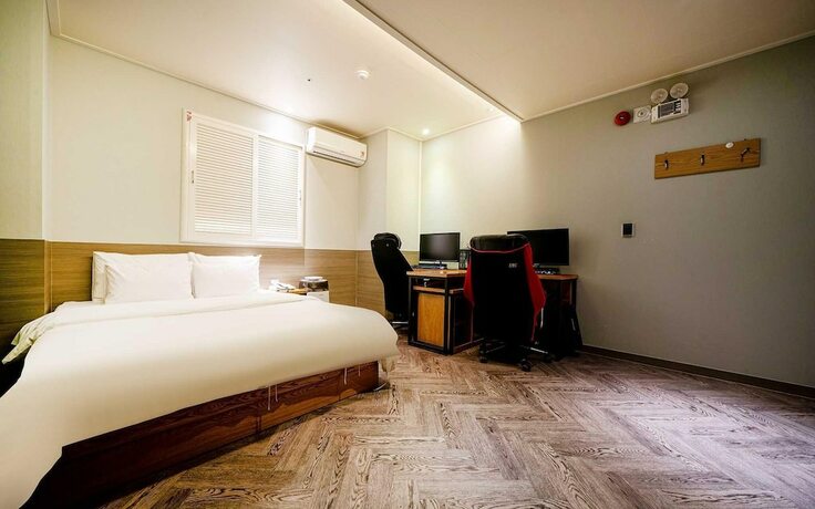 Imagen de la habitación del Hotel Samsan Ilsole In Ulsan. Foto 36
