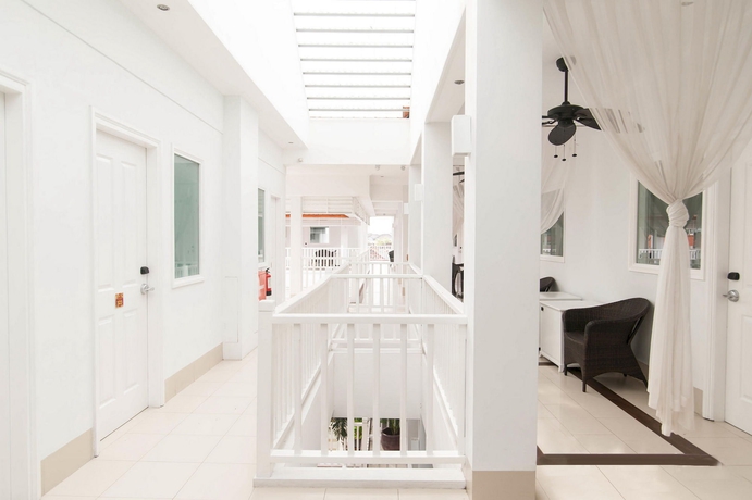 Imagen de los interiores del Hotel Samsara Inn. Foto 10