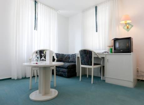 Imagen de la habitación del Hotel Samson. Foto 5