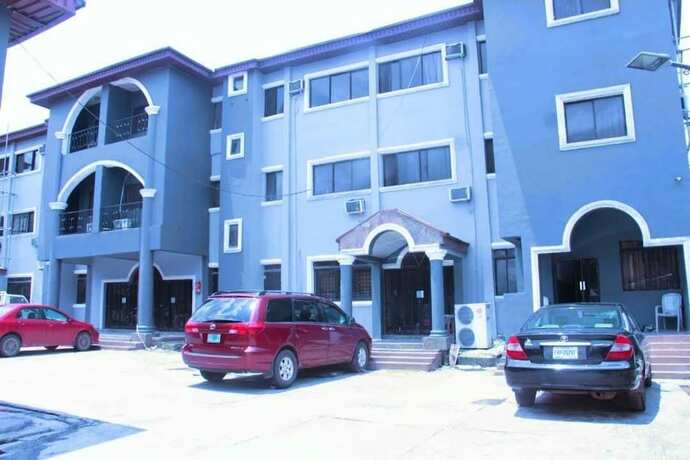 Imagen general del Hotel Samsy And Suites Benin City. Foto 11