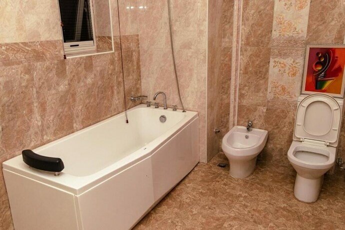 Imagen de la habitación del Hotel Samsy And Suites Benin City. Foto 24