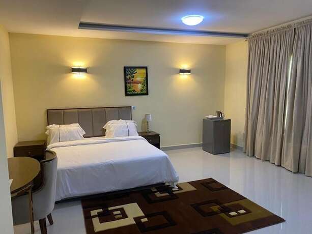 Imagen de la habitación del Hotel Samsy And Suites Benin City. Foto 26
