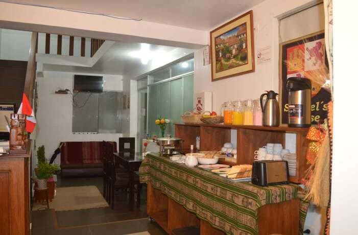 Imagen del bar/restaurante del Hotel Samuel's House. Foto 14