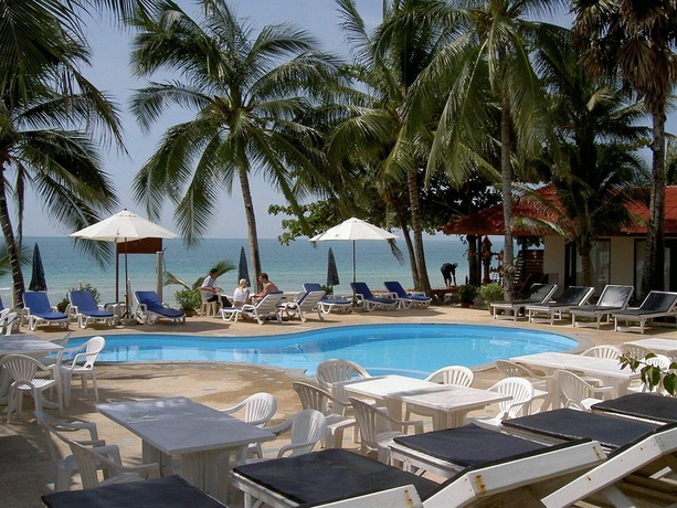 Imagen de la piscina del Hotel Samui Beach Apartments. Foto 12