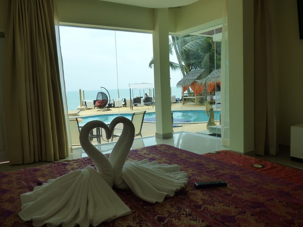 Imagen de la habitación del Hotel Samui Beach Resort. Foto 1