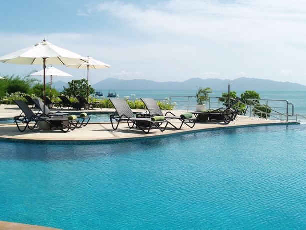 Imagen de la piscina del Hotel Samui Buri Beach Resort. Foto 15