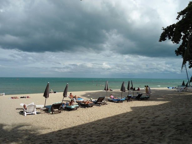 Imagen de los exteriores del Hotel Samui Laguna Resort. Foto 11