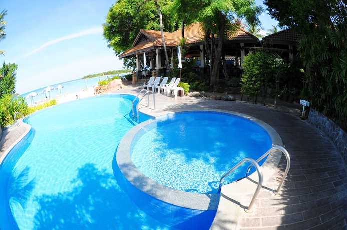 Imagen de la piscina del Hotel Samui Natien Resort. Foto 14
