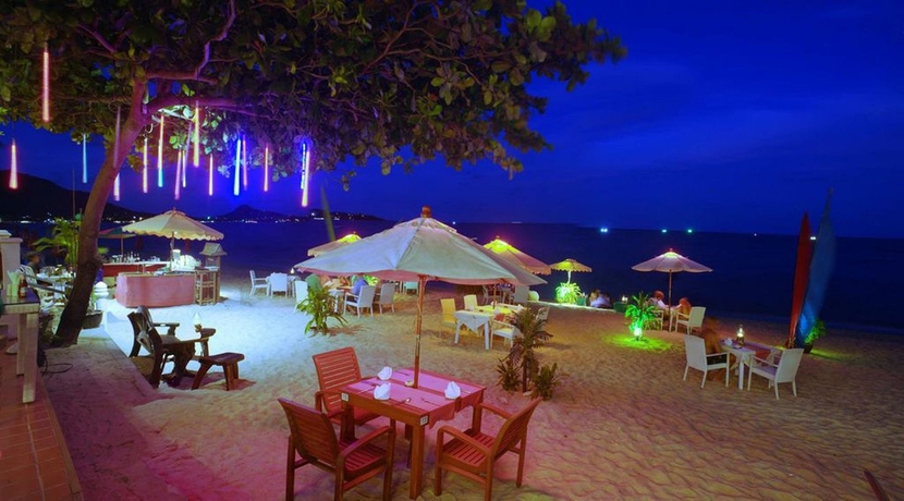 Imagen del bar/restaurante del Hotel Samui Sense Beach Resort. Foto 1