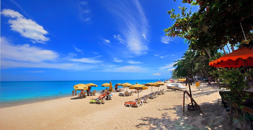 Imagen de los exteriores del Hotel Samui Sense Beach Resort. Foto 11