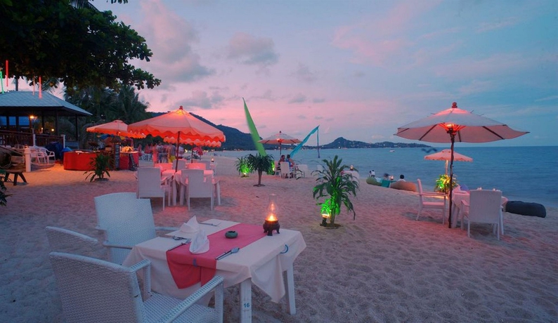 Imagen del bar/restaurante del Hotel Samui Sense Beach Resort. Foto 2