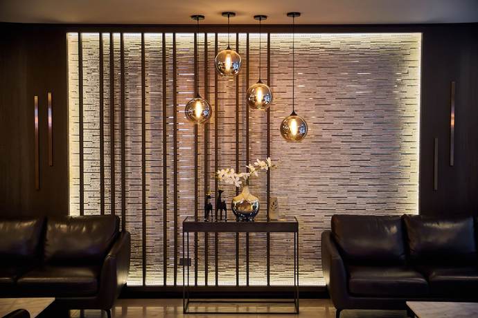 Imagen de los interiores del Hotel Samyan Serene. Foto 16