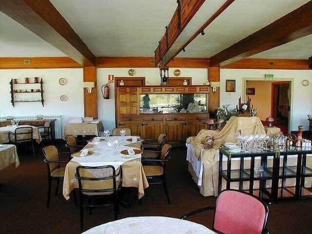 Imagen del bar/restaurante del Hotel San &Aacute;ngel, Colombres. Foto 5