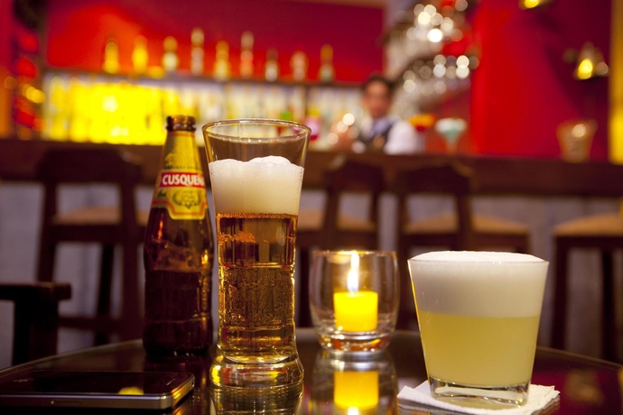 Imagen del bar/restaurante del Hotel San Agustin El Dorado. Foto 3