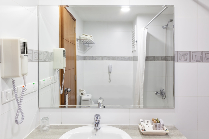 Imagen de la habitación del Hotel San Agustin Plaza. Foto 14