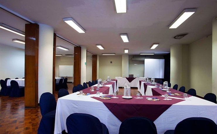 Imagen de los interiores del Hotel San Agustin Riviera. Foto 6