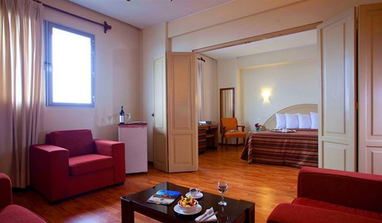 Imagen de los interiores del Hotel San Agustin Riviera. Foto 8