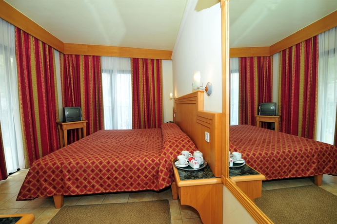 Imagen de la habitación del Hotel San Andrea. Foto 6