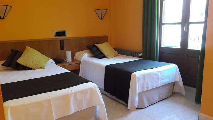 Imagen de la habitación del Hotel San Anton, Benasque. Foto 10