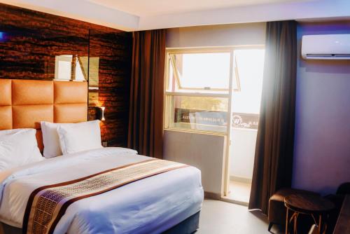 Imagen general del Hotel San Antonio Blus. Foto 8