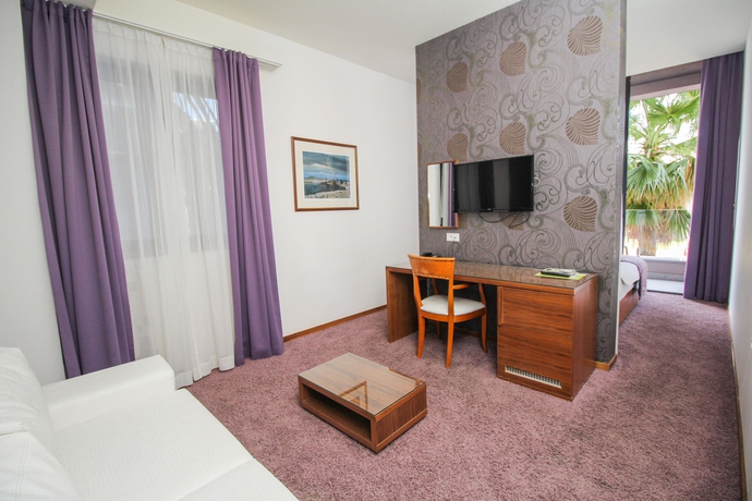 Imagen de los interiores del Hotel San Antonio, Miljevac. Foto 9