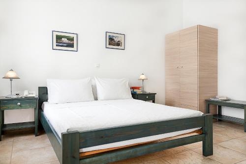 Imagen de la habitación del Hotel San Antonio Summer House. Foto 7