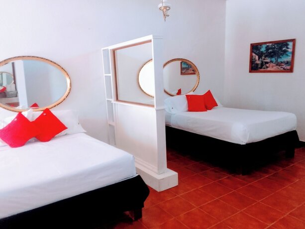 Imagen de la habitación del Hotel San Antonios. Foto 18
