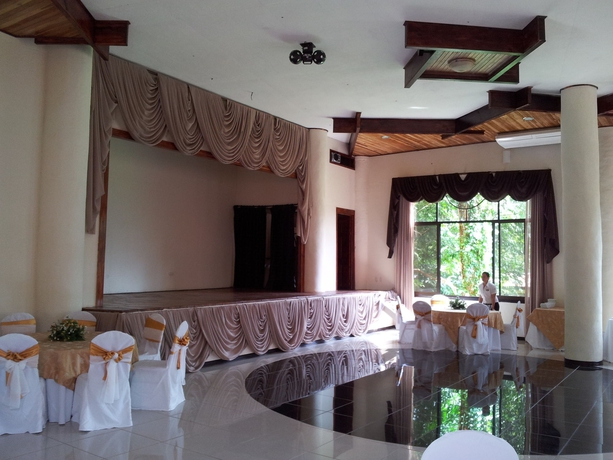 Imagen de los interiores del Hotel San Bada. Foto 11