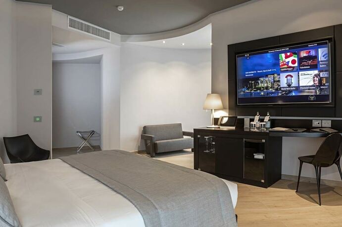 Imagen de la habitación del Hotel San Barbato Resort Spa and Golf. Foto 13