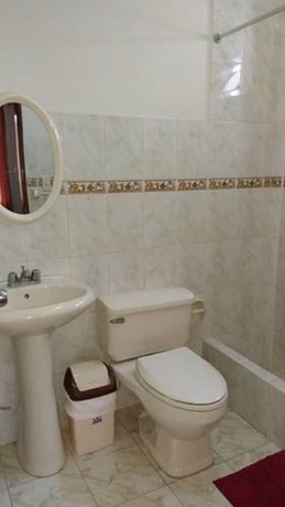 Imagen de la habitación del Hotel San Bartolo Inn. Foto 13