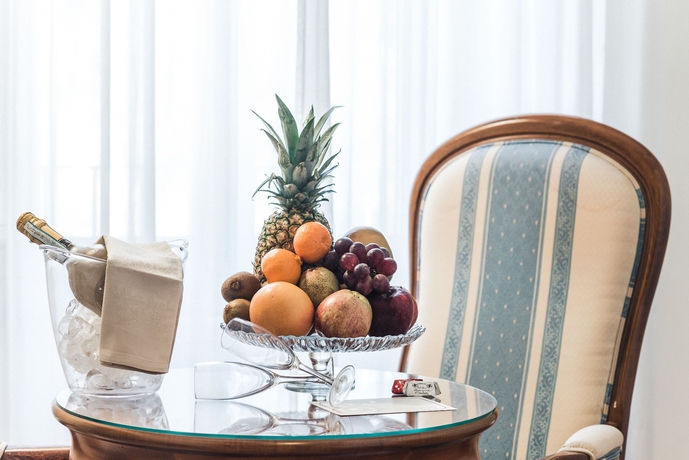 Imagen de la habitación del Hotel San Bernardo. Foto 9