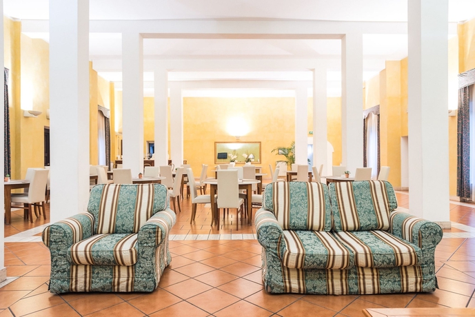 Imagen del bar/restaurante del Hotel San Bernardo. Foto 3