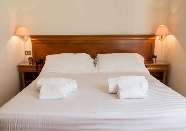 Imagen de la habitación del Hotel San Bernardo. Foto 13