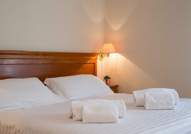 Imagen de la habitación del Hotel San Bernardo. Foto 16