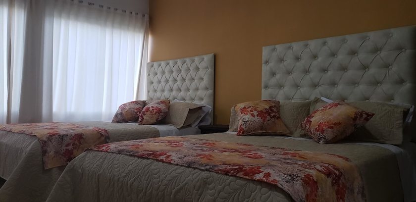 Imagen de la habitación del Hotel San Blass. Foto 2
