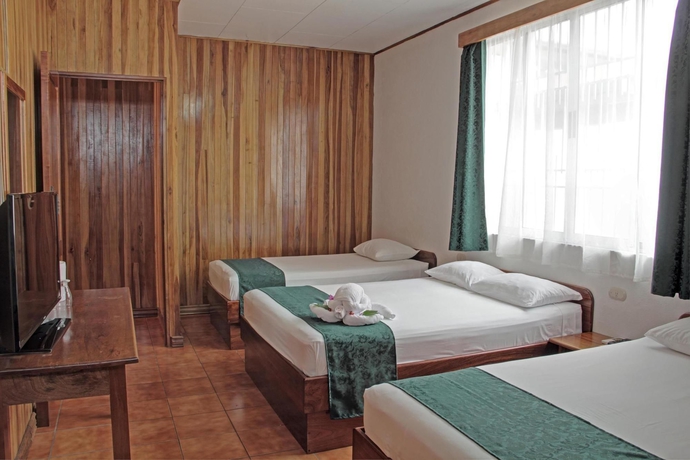 Imagen de la habitación del Hotel San Bosco Inn. Foto 9