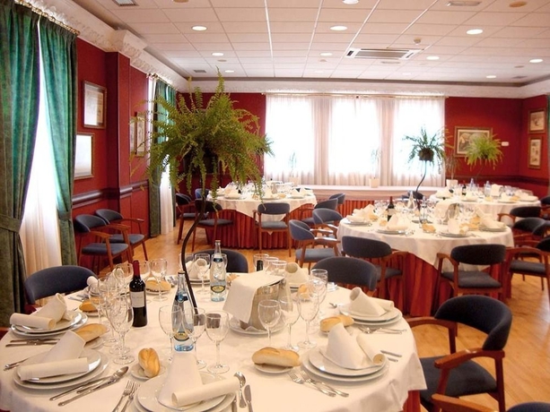 Imagen del bar/restaurante del Hotel San Camilo. Foto 6