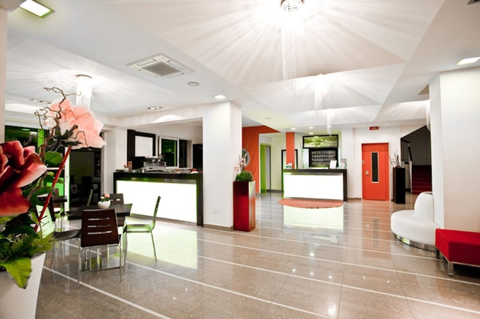 Imagen de los interiores del Hotel San Carlo Cesenatico. Foto 13