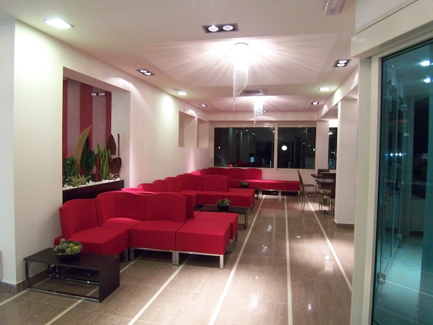 Imagen de los interiores del Hotel San Carlo Cesenatico. Foto 16