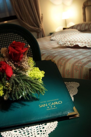 Imagen de la habitación del Hotel San Carlo, Cortemilia. Foto 8