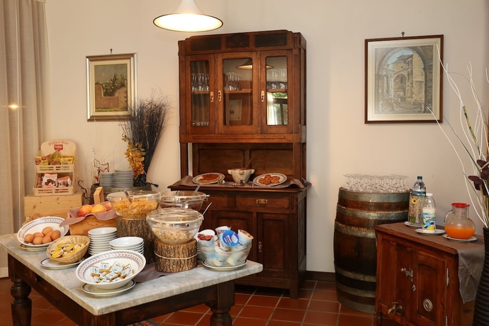 Imagen del bar/restaurante del Hotel San Carlo, Cortemilia. Foto 5