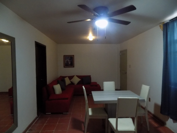 Imagen de la habitación del Hotel San Carlo, Guanajuato. Foto 7