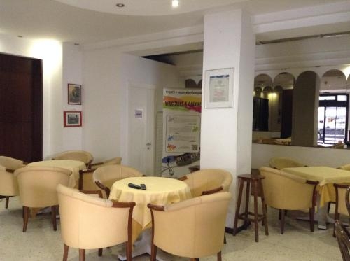 Imagen general del Hotel San Carlo, Lignano Sabbiadoro. Foto 1