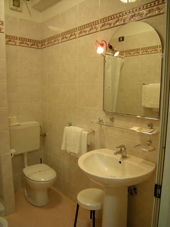 Imagen de la habitación del Hotel San Carlo, Mestre. Foto 5
