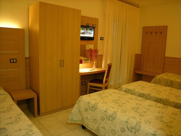 Imagen de la habitación del Hotel San Carlo, Mestre. Foto 10