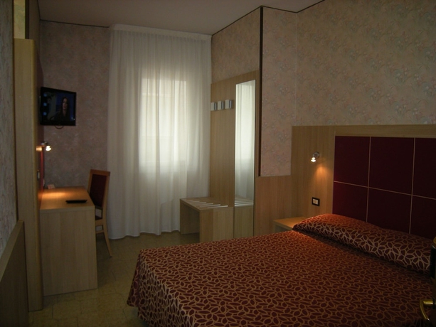 Imagen de la habitación del Hotel San Carlo, Mestre. Foto 11